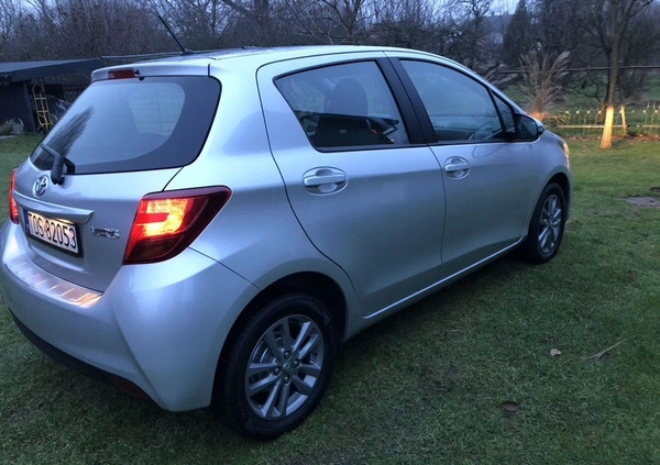 Toyota Yaris cena 45900 przebieg: 29800, rok produkcji 2015 z Wojkowice małe 121